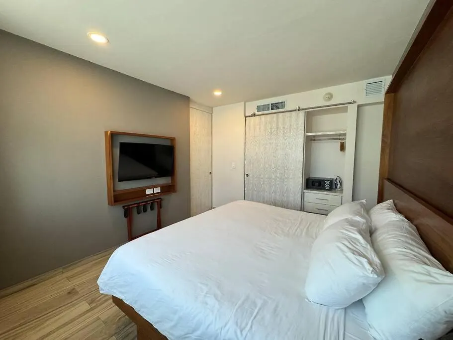 New Apt Near The 5Th Avenue Pool With Ocean View Playa del Carmen